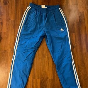 ADIDAS SWEATPANTS
